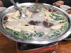 -牧人巷子·大锅羊汤·暴走牛骨(大成路店)