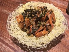 普洱茶香酥虾-云海肴·汽锅鸡·云南代表菜(美罗城店)