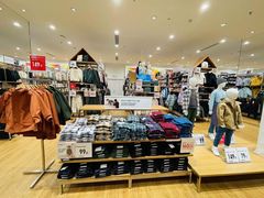 -优衣库(石家庄裕华万达广场店)