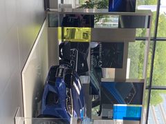 -上海宝信宝马4S店