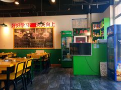 大堂-那年那班火锅店