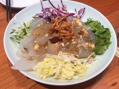 鸡丝拉皮-渔家风味·鲅鱼水饺·央视展播·海鲜天津菜(开发区店)