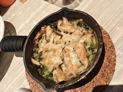 -必胜客(证大大拇指店)