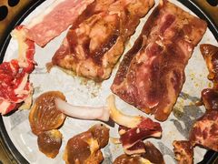 -韩京炭火烤肉自助料理(柯桥万达店)