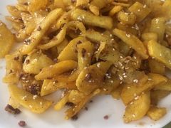 -三升美食城