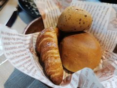 -YUE·6·西式融合餐厅(外滩六号店)