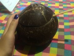 -志龙皇冠吃货椰子铺