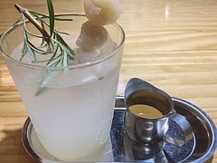 -无牌咖啡&酒馆
