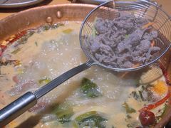 -洱火云南酸菜牛肉火锅(石景山当代商城店)