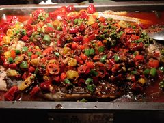 混椒馋嘴味-探鱼·鲜青椒爽麻烤鱼(钟楼众汇广场店)