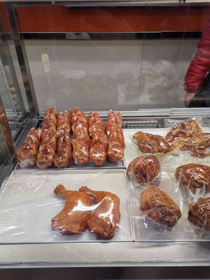 西姆大叔(浑南店)-"小区对面的熟食店,天天放着大喇叭,那天不.