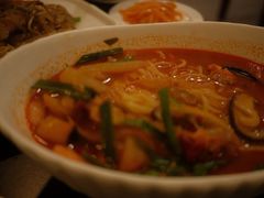 -桃园中华料理炸酱面(燕儿岛路店)