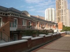-香港大学