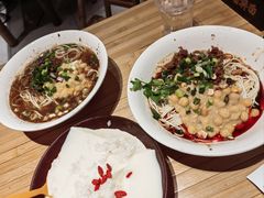 -周小波重庆小面·重庆名小吃(邹容路店)