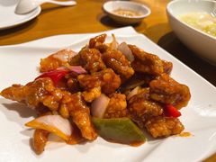 皇朝菠萝咕噜肉-乐忻皇朝(上海中心大厦店)