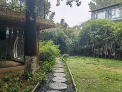 -林间山庄