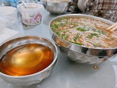 -正宗杨记普洱酸醋米线(总店)