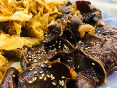 炸干巴拼炸干牛肚-回辉登偰氏面片(东莲花美食街店)
