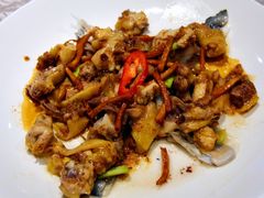 均安头菜鱼头蒸草鸡-香云轩·顺德菜(香云纱园林酒店店)