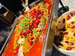 -里岛烤鱼(东港凯虹广场店)