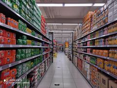 -家乐福(四元桥购物中心店)