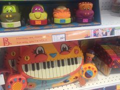 -TOYSRUS玩具反斗城(长春欧亚新生活购物广场店)