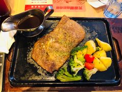 J尖3肋眼牛排-必胜客(新海上世界店)