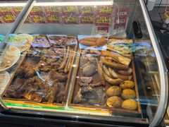 -老码头黑皮肘子锅包肉熏酱水饺(文政街店)