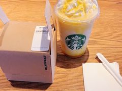 -星巴克(虹口运动loft店)