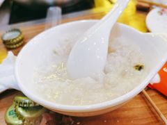 -洪忠涮烤王(嵩山路店)