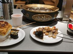-山焱·炭火自助烤肉(周浦万达店)