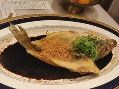 -泓历皇朝酒店(东亭店)