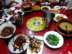 -董厨煨汤馆(车站路店)