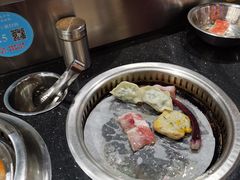 -钱小主·自助回旋烤肉火锅餐厅(东方新天地店)