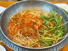 -喇喇排骨火锅·传统韩式脊骨汤(望京西园总店)