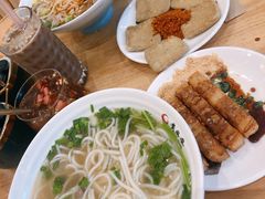 -贵凤凰贵州米粉(五道口店)