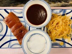 乳猪-中国大酒店·食街