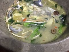 -姚记抚仙湖石锅鱼庄