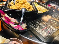 牛肉粒炒饭-伍丁·烤牛肋(和平东桥店)