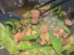 -费大厨辣椒炒肉(高铁吾悦广场店)