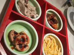 春风如意四小碟-米桃-吴韵风雅·拙园(北外滩来福士店)