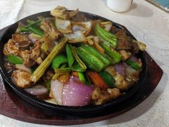 铁板猪什-强记鸡粥美食