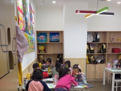 -缤纷鸟美术书法(汉神购物广场校区)