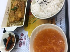 -鲲少爷烤鱼饭.螺蛳粉·清真(爱琴海店)