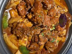 -徐记小怪兽肉蟹煲(中央大街店)