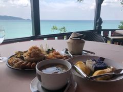 椰子冰激凌-普吉岛悬崖餐厅