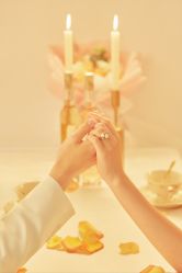 -喜爱高定婚纱摄影