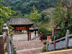 -楠柏弯休闲山庄(梨花溪店)