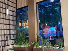 -洛缦音乐餐厅(工业展览馆万象城店)