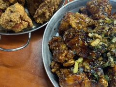 -BHC炸鸡(明洞总店)